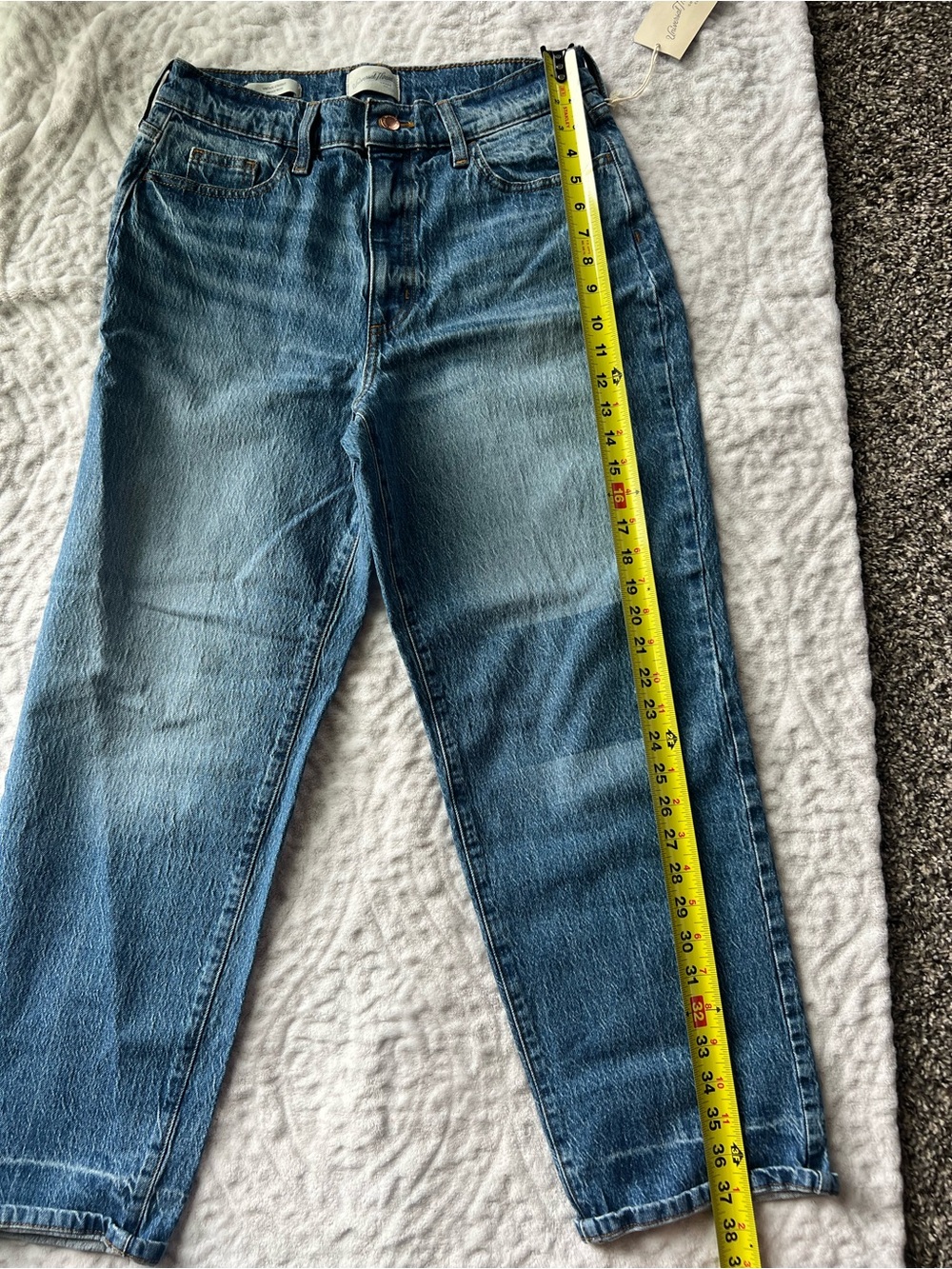 NWT Universal Thread Highest Rise Vintage Straight Leg Medium Wash Jeans|Size 8R - Picture 8 of 12